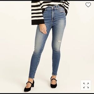 Jcrew NWT Curvy high-rise toothpick jean in Hartley wash jeans.